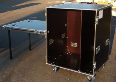 flight case type bureau sur mesure en kit ou occasion